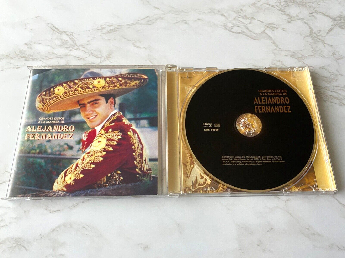 Alejandro Fernandez – Grandes Exitos A La Manera (24KT Gold) (2002) [ORIGINAL USA PRESS]
