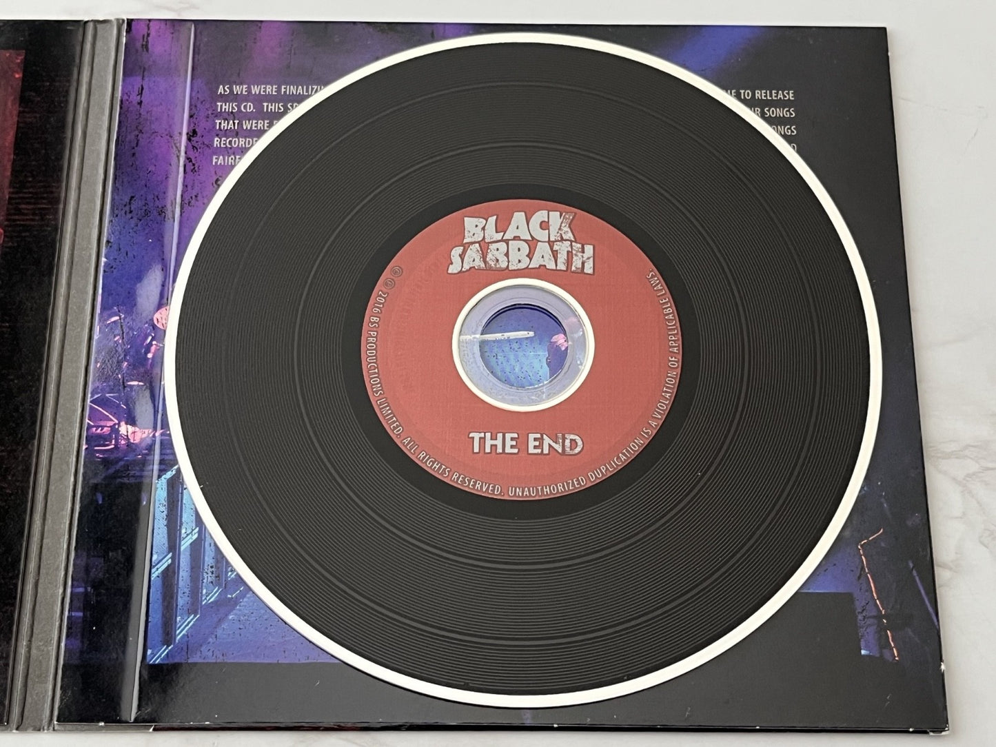 Ozzy Osbourne – Black Sabbath The End (Signed, Numbered, Digipak) (2016)