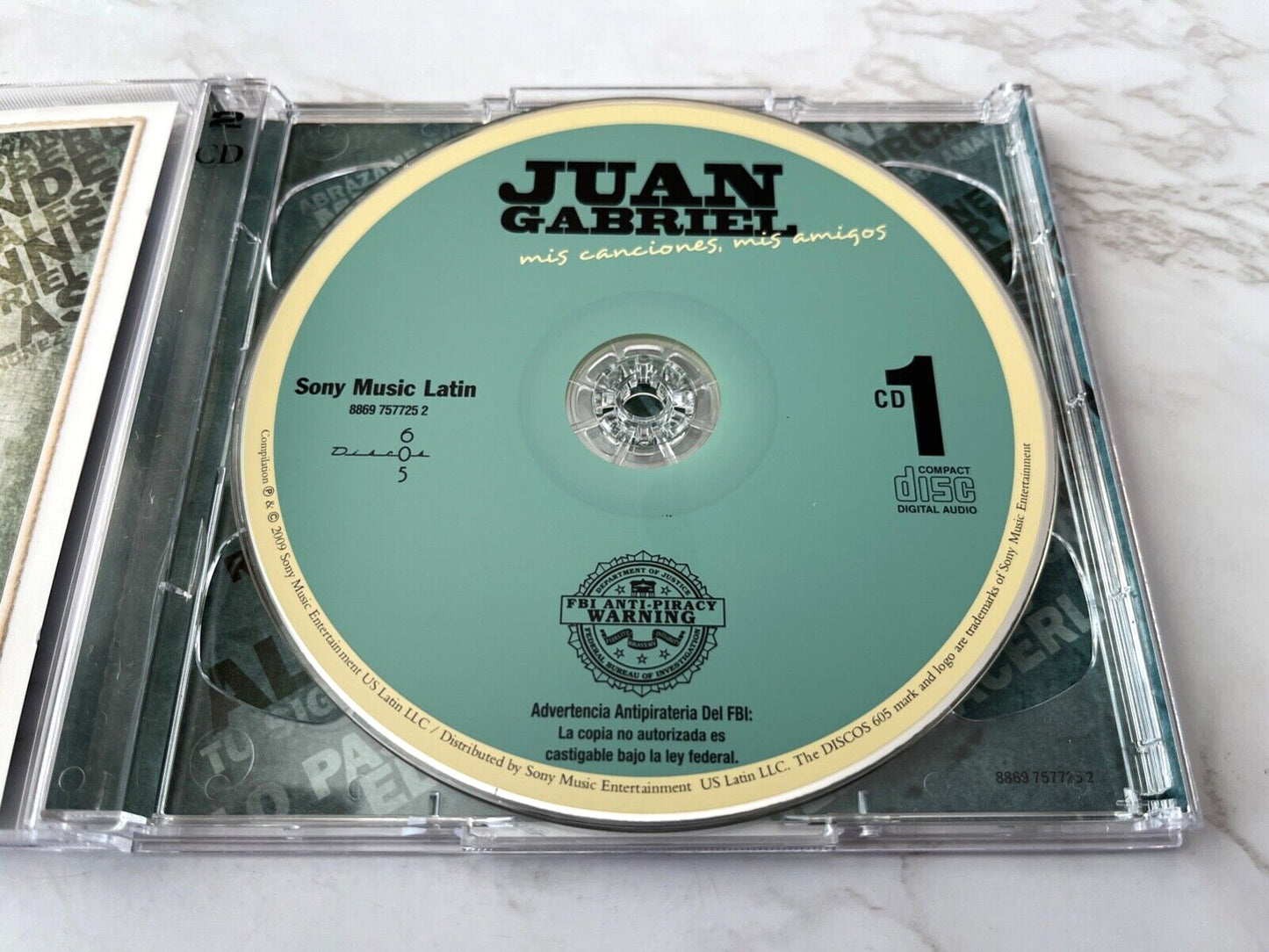 Juan Gabriel – Mis Canciones Mis Amigos (2009)