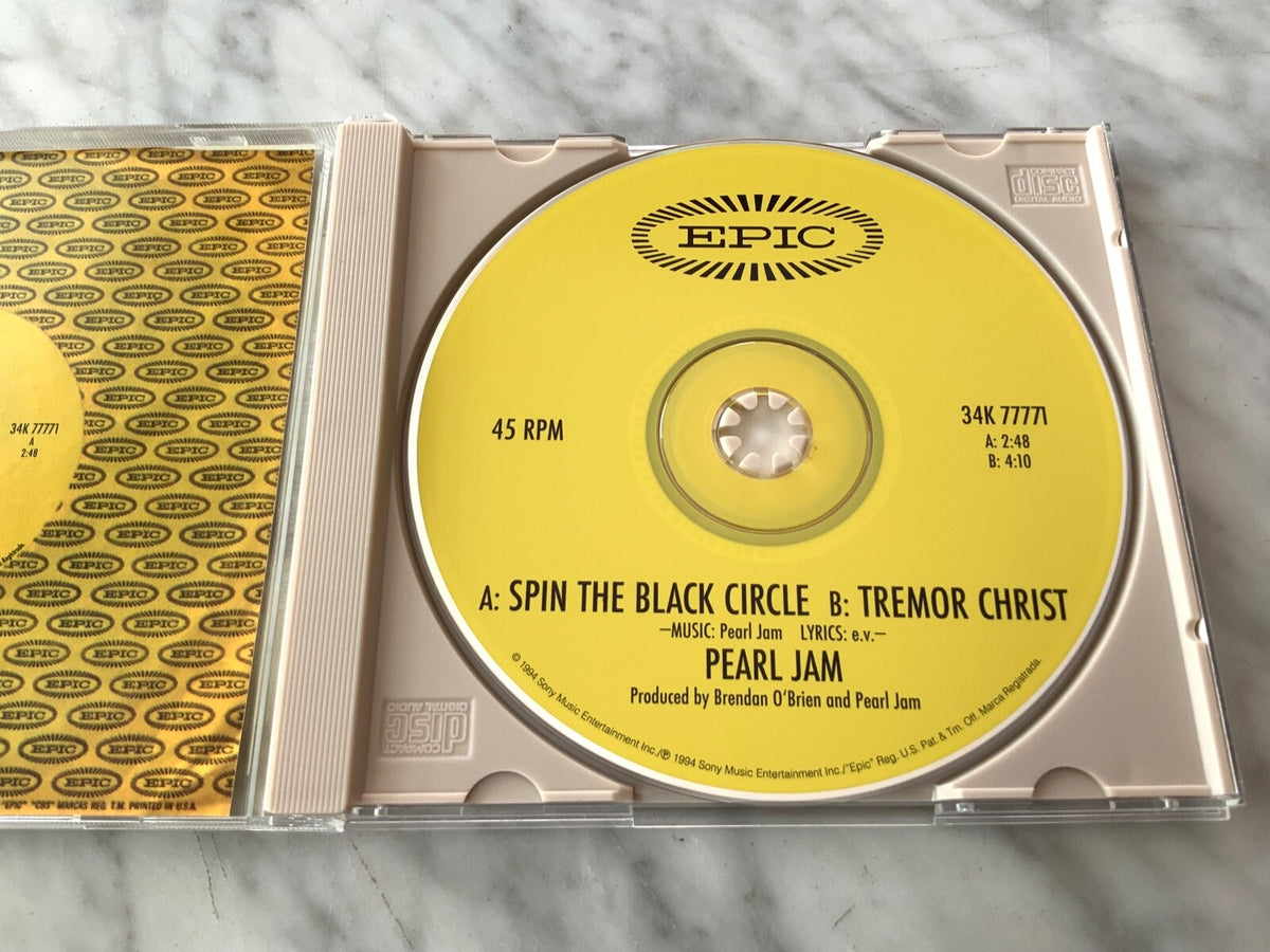 Pearl Jam – Spin The Black Circle (1994)