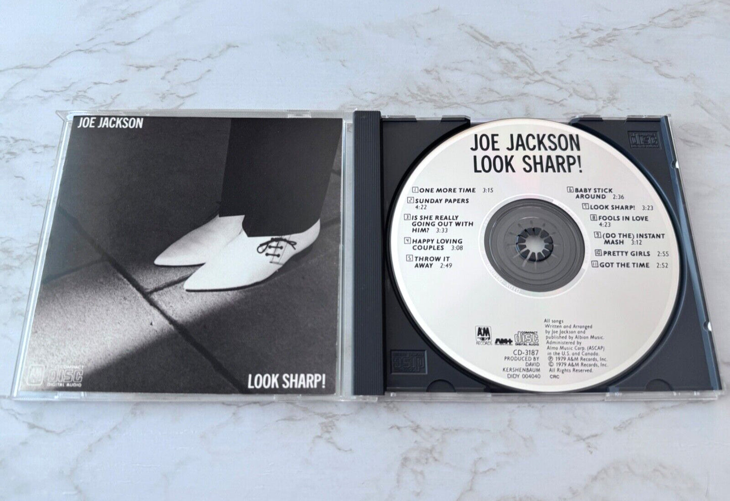 Joe Jackson – Look Sharp [DADC PRESS]