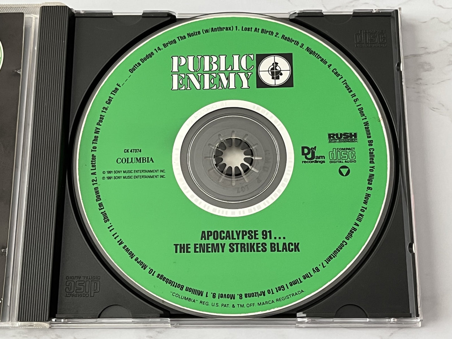 Public Enemy – Apocalypse 91 The Enemy Strikes Black (1991) [ORIGINAL USA PRESS]