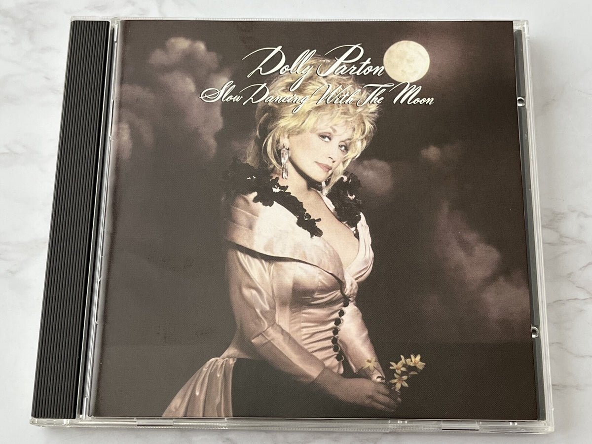 Dolly Parton – Slow Dancing With The Moon