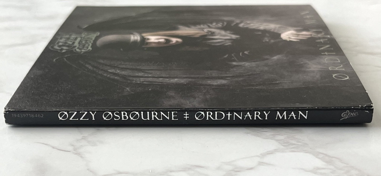 Ozzy Osbourne – Ordinary Man (Signed, Deluxe Edition, Digipak) (2020)