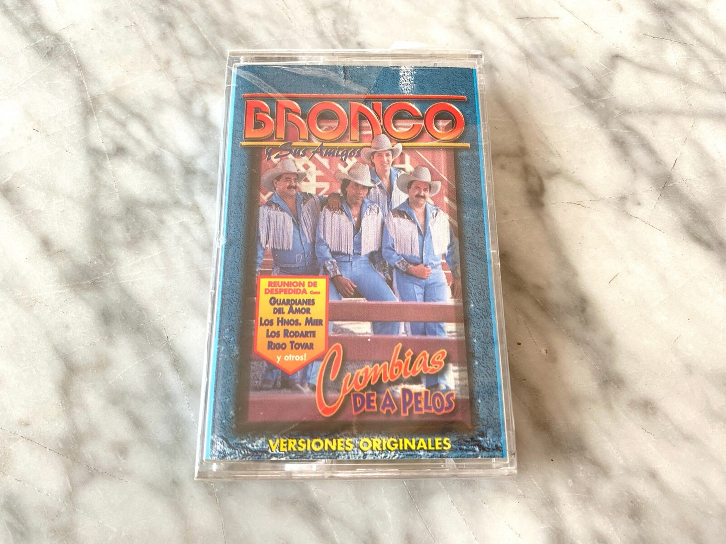 Bronco – Y Sus Amigos Cumbia De A Pelos