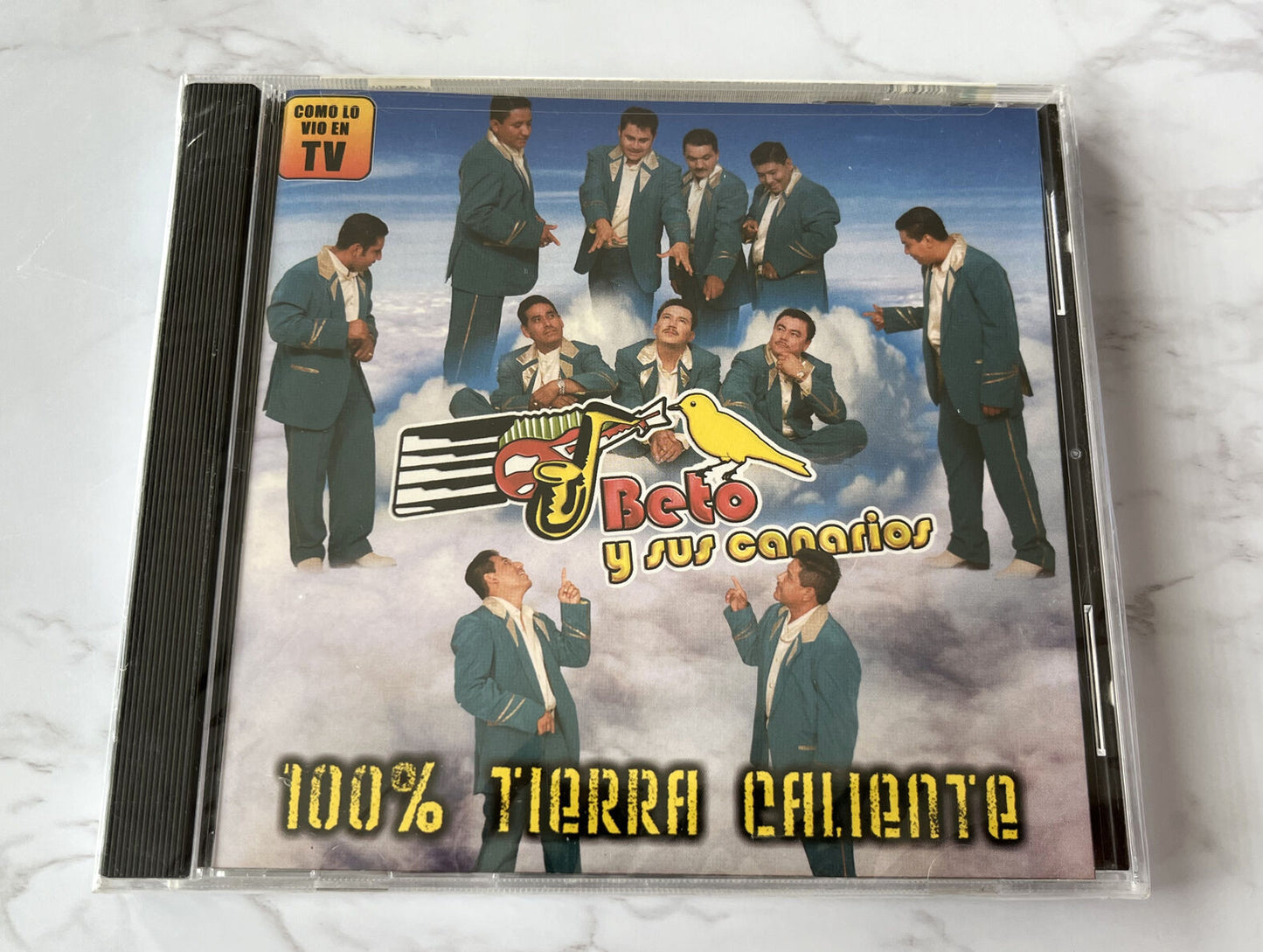 Beto Y Sus Canarios – 100% Tierra Caliente (2004)