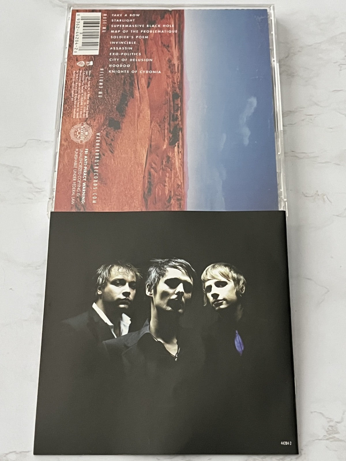 Muse – Black Holes And Revelations (2006) [ORIGINAL USA PRESS]