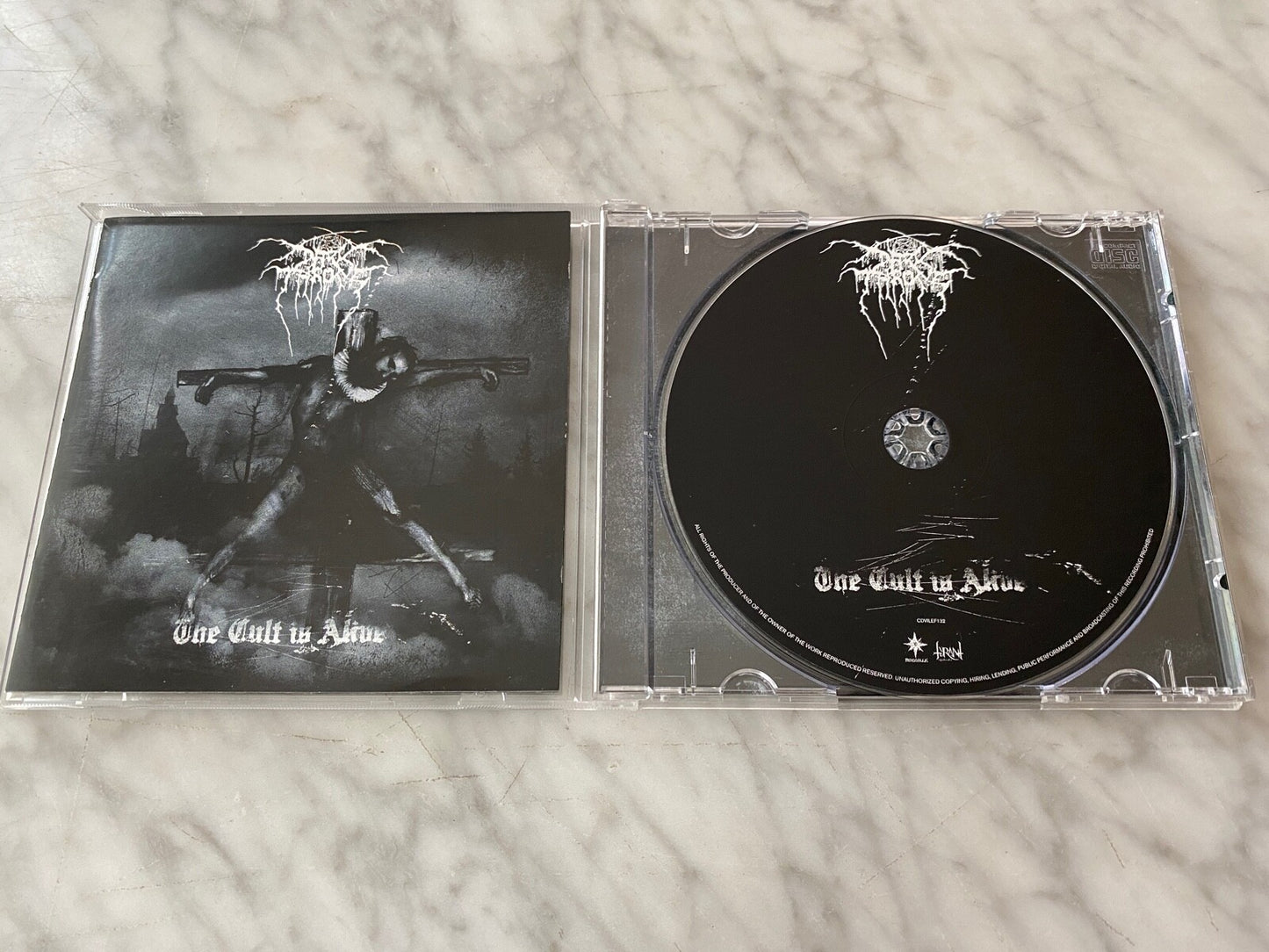 Darkthrone – The Cult Is Alive (2006) [UK PRESS]