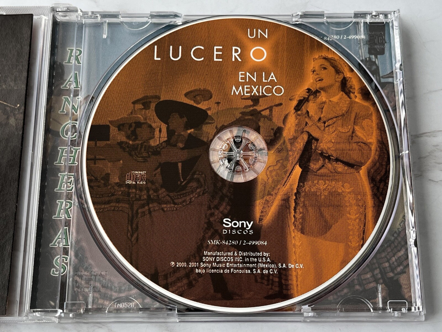 Lucero – Un Lucero En La Mexico (2001) [ORIGINAL USA PRESS]