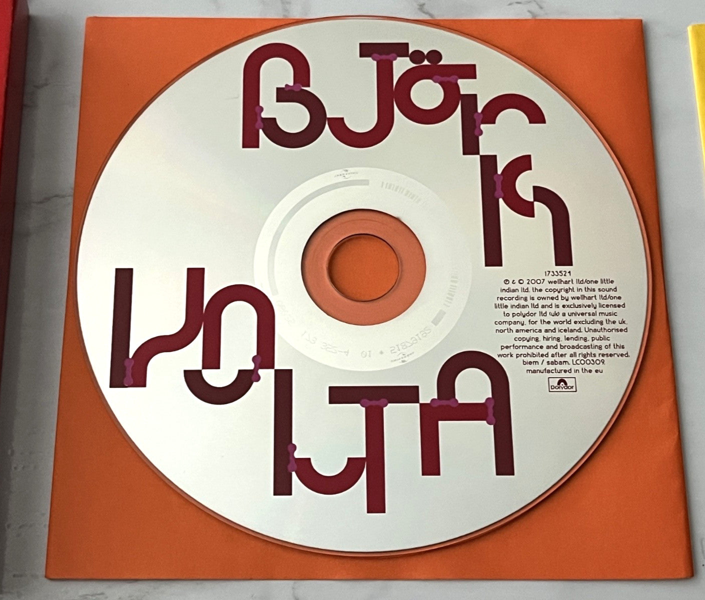 Bjork – Volta (CD/DVD) (2007)
