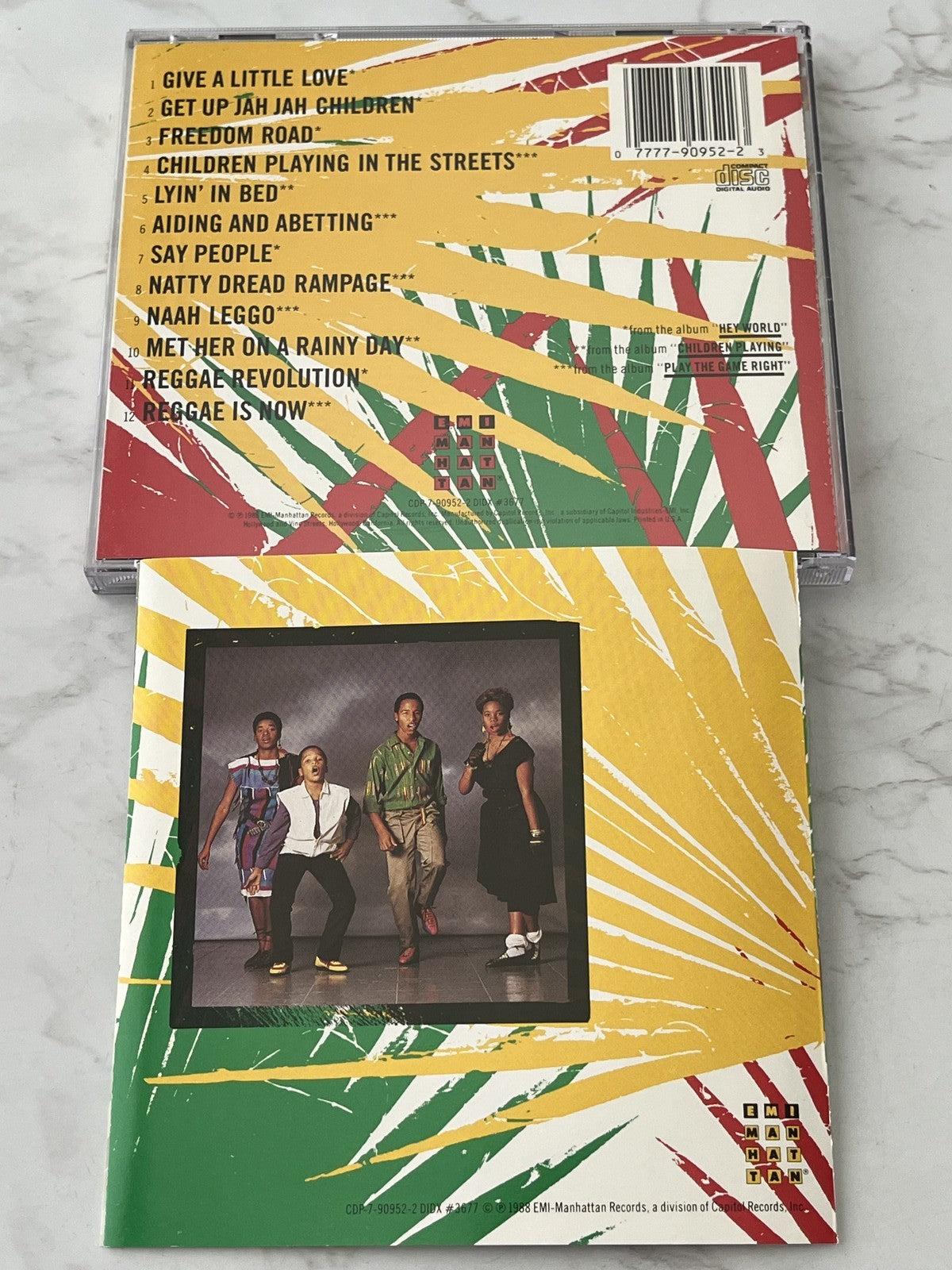 Ziggy Marley and the Melody Makers – Time Has Come The Best of [ORIGINAL USA PRESS]