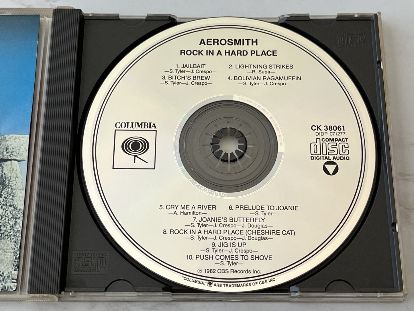 Aerosmith – Rock In A Hard Place (1988) [DADC PRESS]