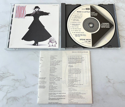 Stevie Nicks – Rock A Little [BLACK FACE]