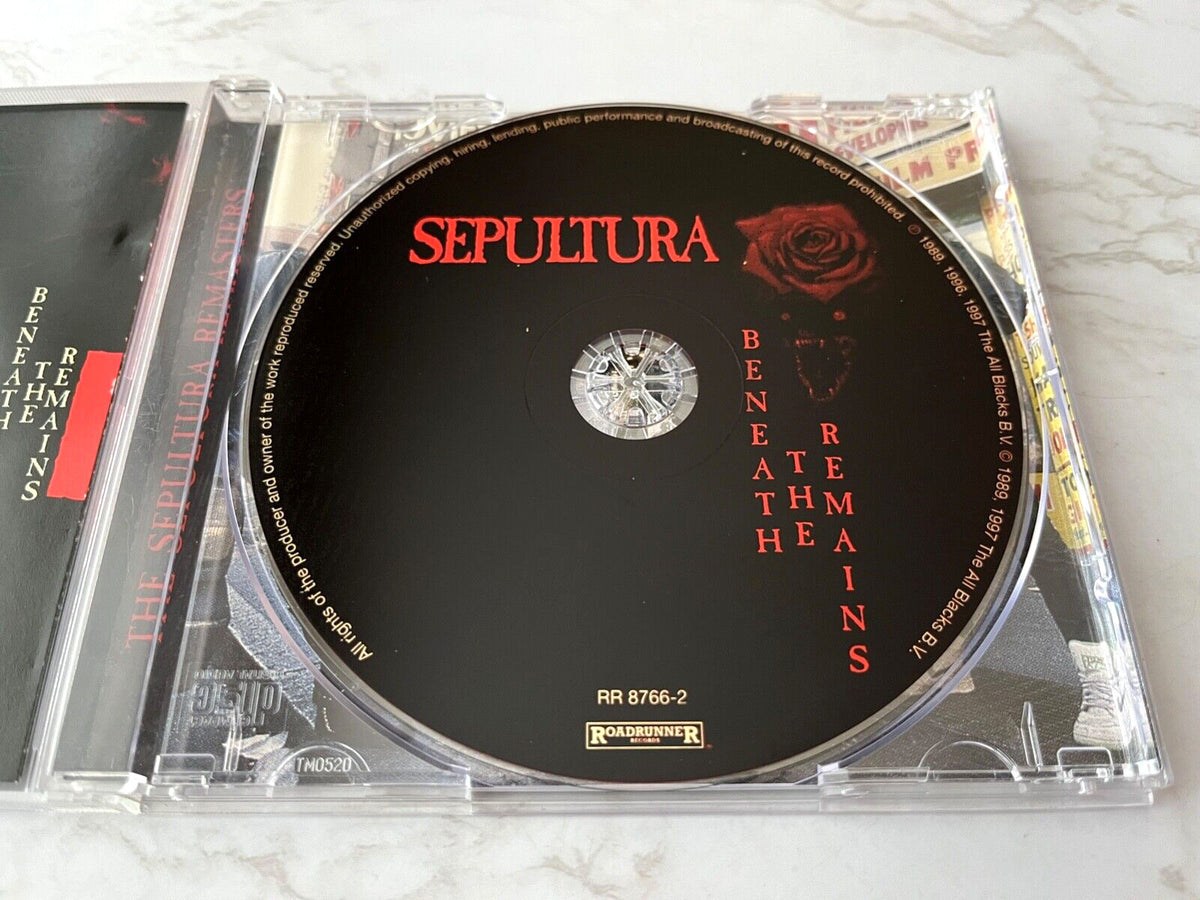Sepultura – Beneath The Remains (24KT Gold) (1997)