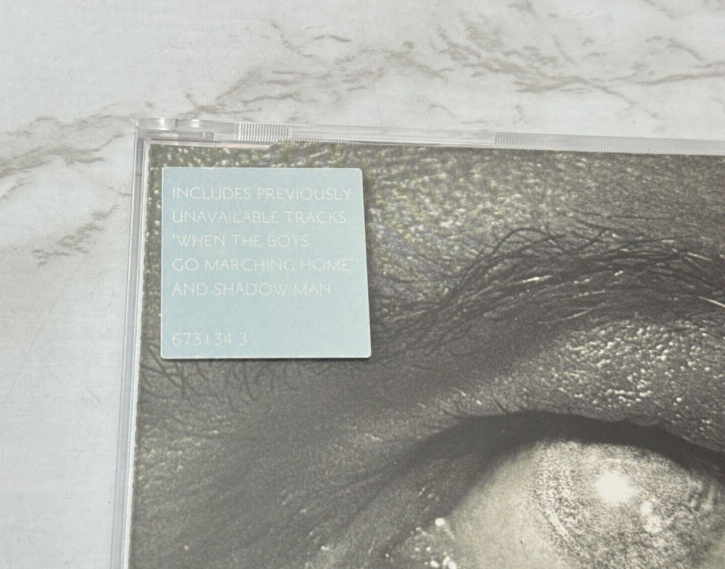 David Bowie – Everyone Says Hi (2002) [UK PRESS]