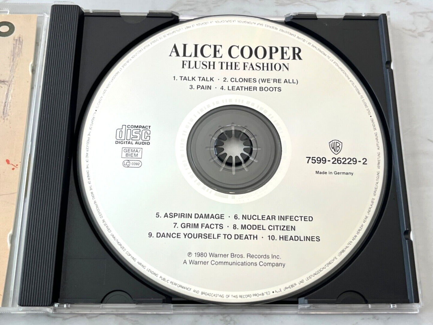 Alice Cooper – Flush The Fashion [GERMAN PRESS]
