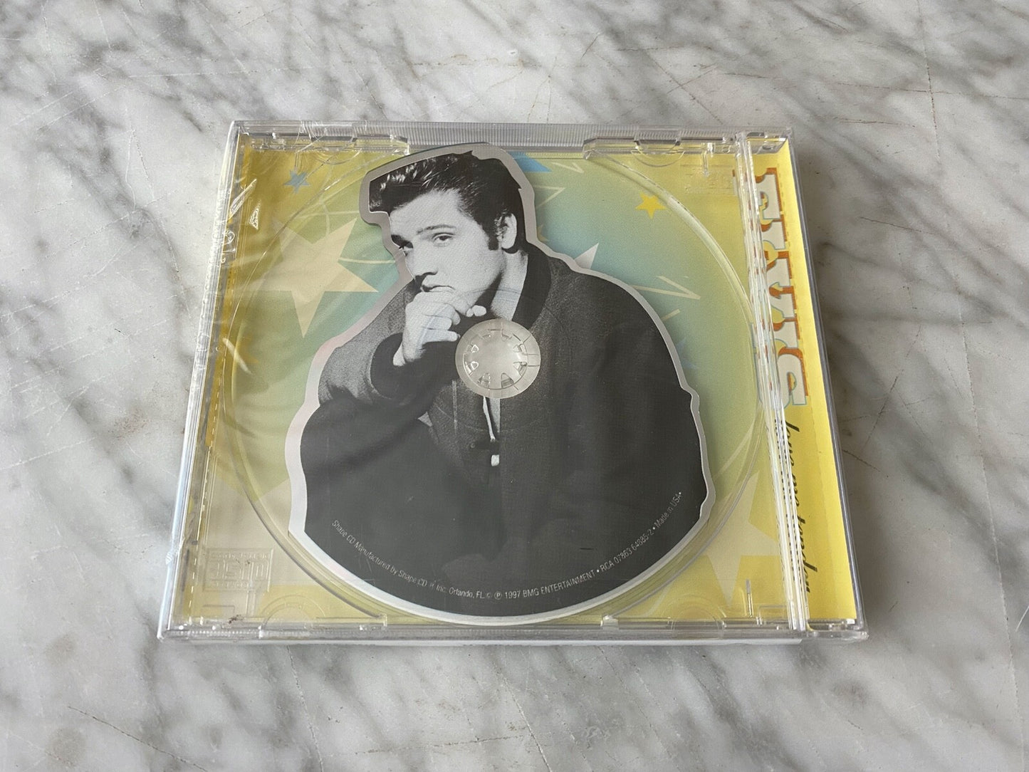 Elvis Presley – Love Me Tender (1997)