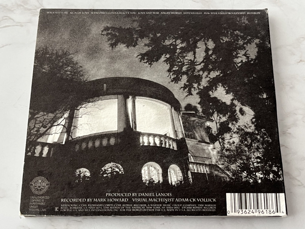 Neil Young – Le Noise (Digipak) (2010)