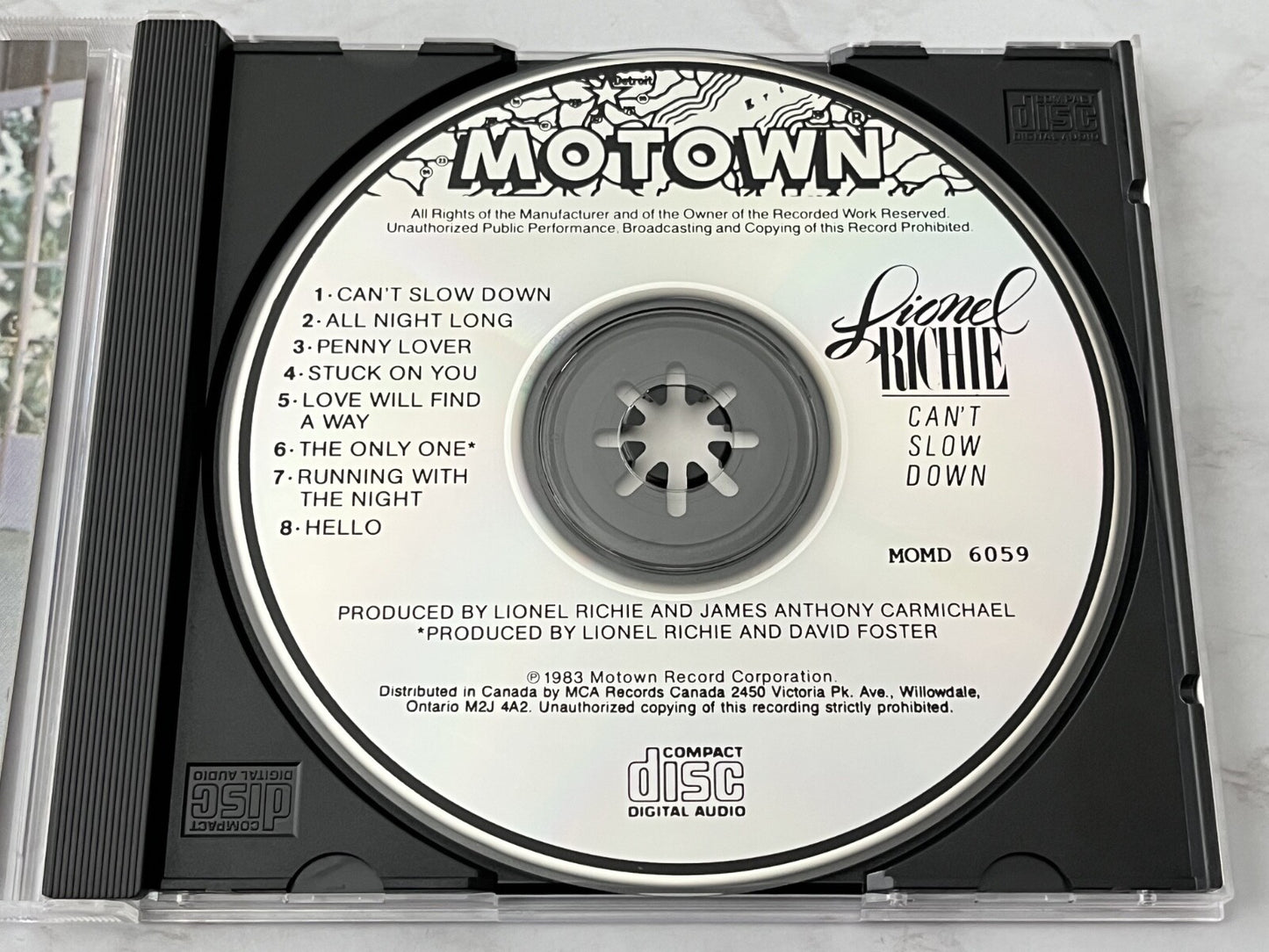 Lionel Richie – Can't Slow Down [CANADA PRESS]