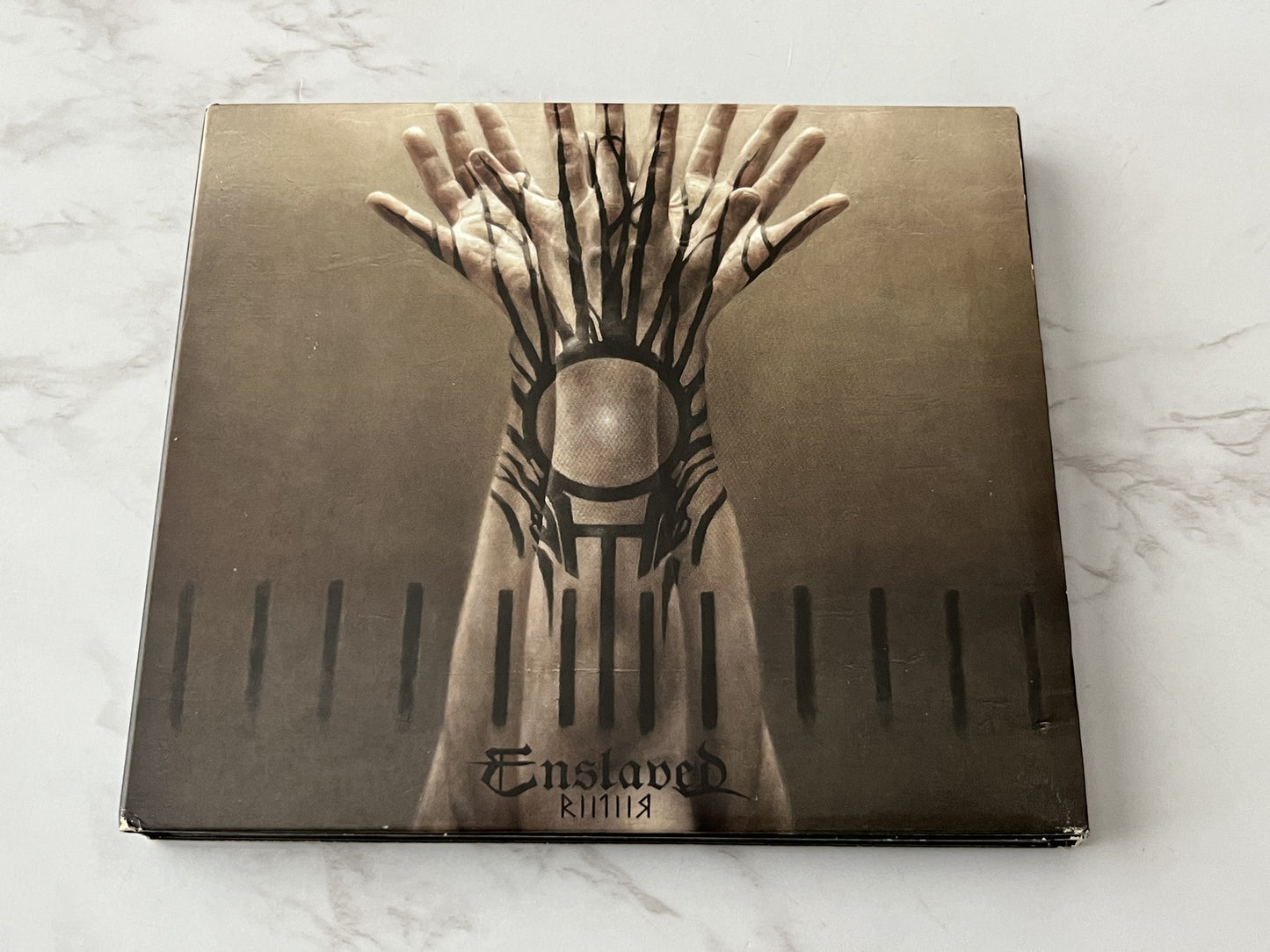Enslaved – Riitiir (Deluxe Edition, Digipak, CD/DVD) (2012)