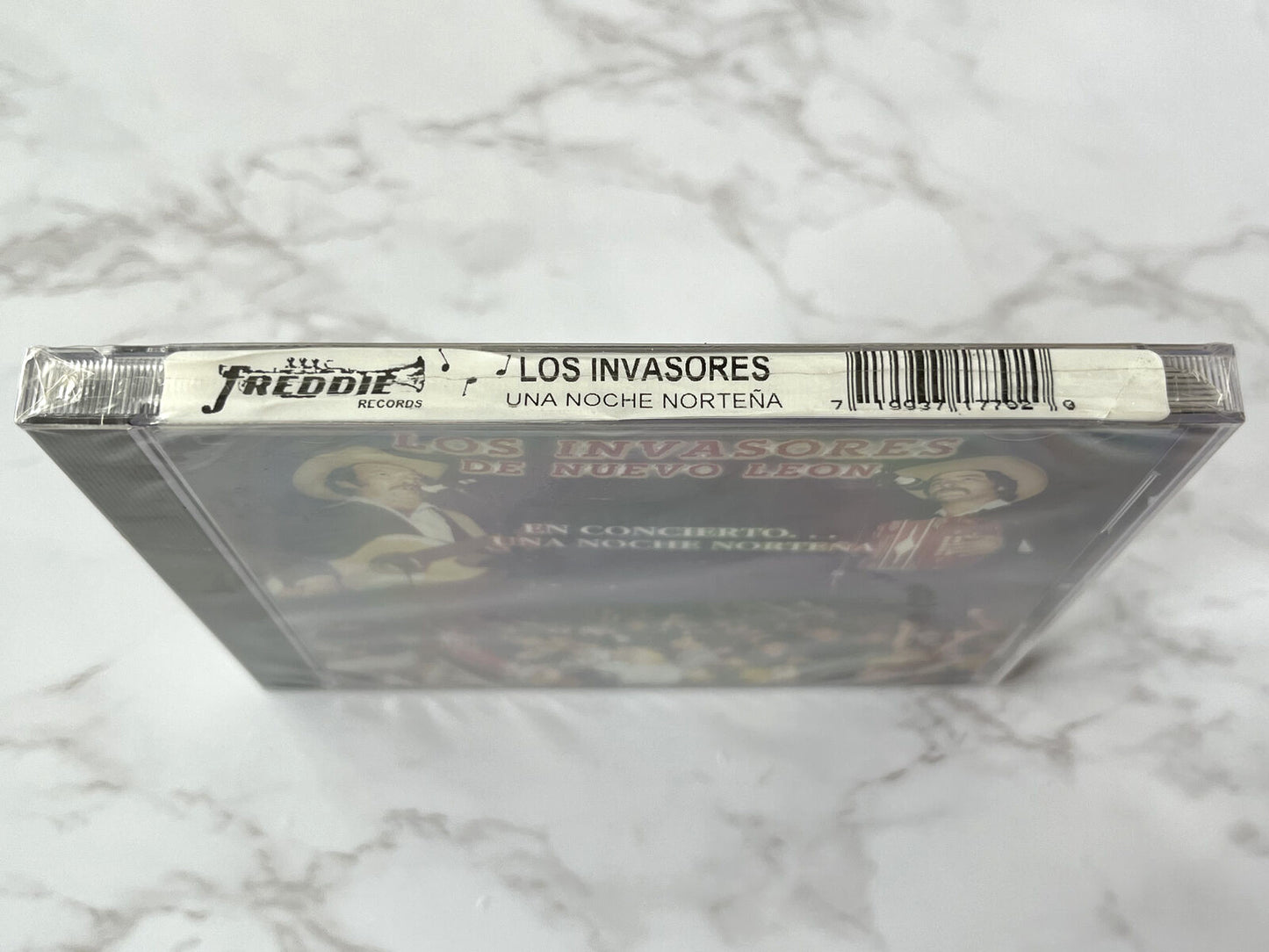 Los Invasores De Nuevo Leon – En Concierto Una Noche Norteña (1998)