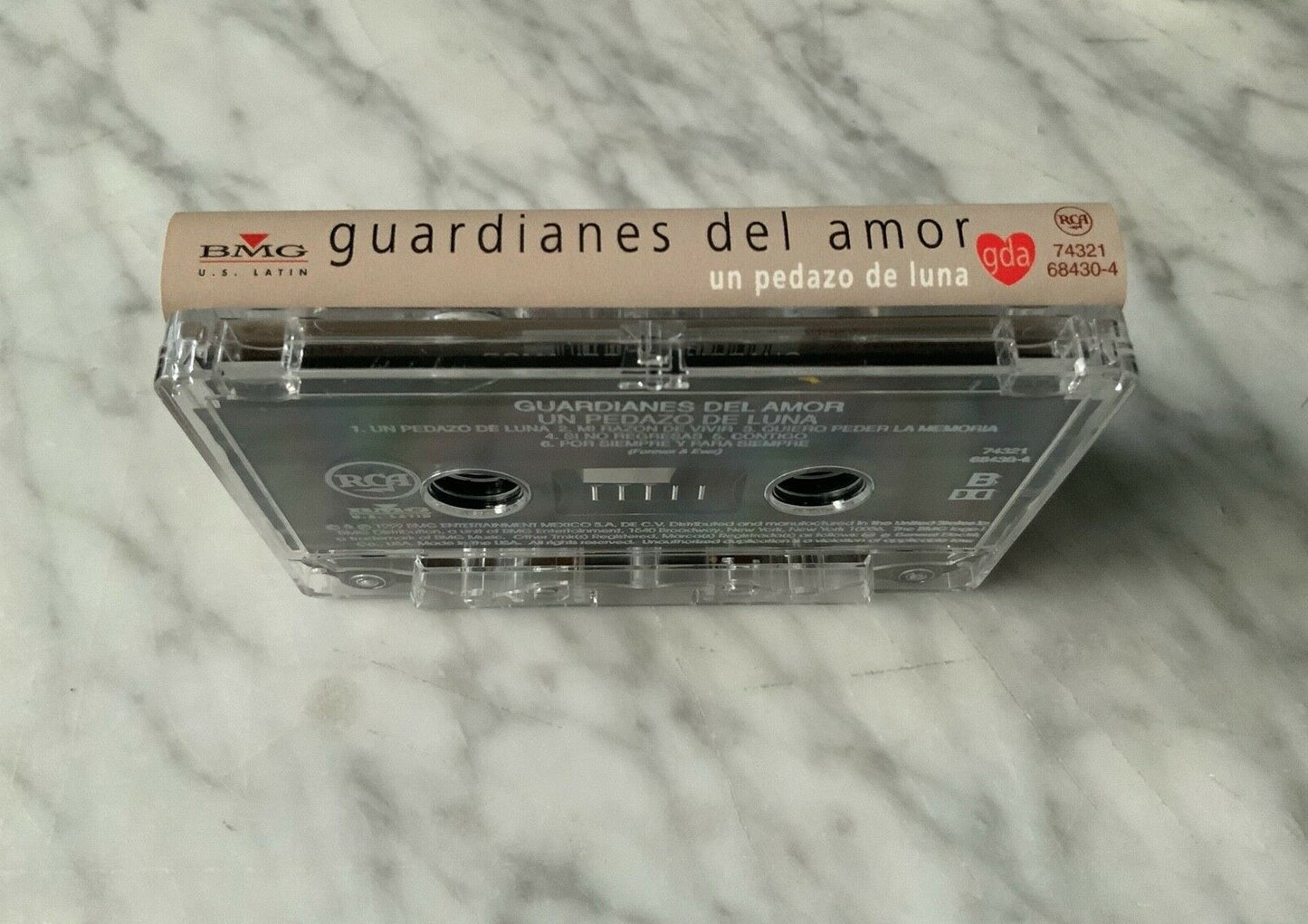 Guardianes Del Amor – Un Pedazo De Luna (1999)