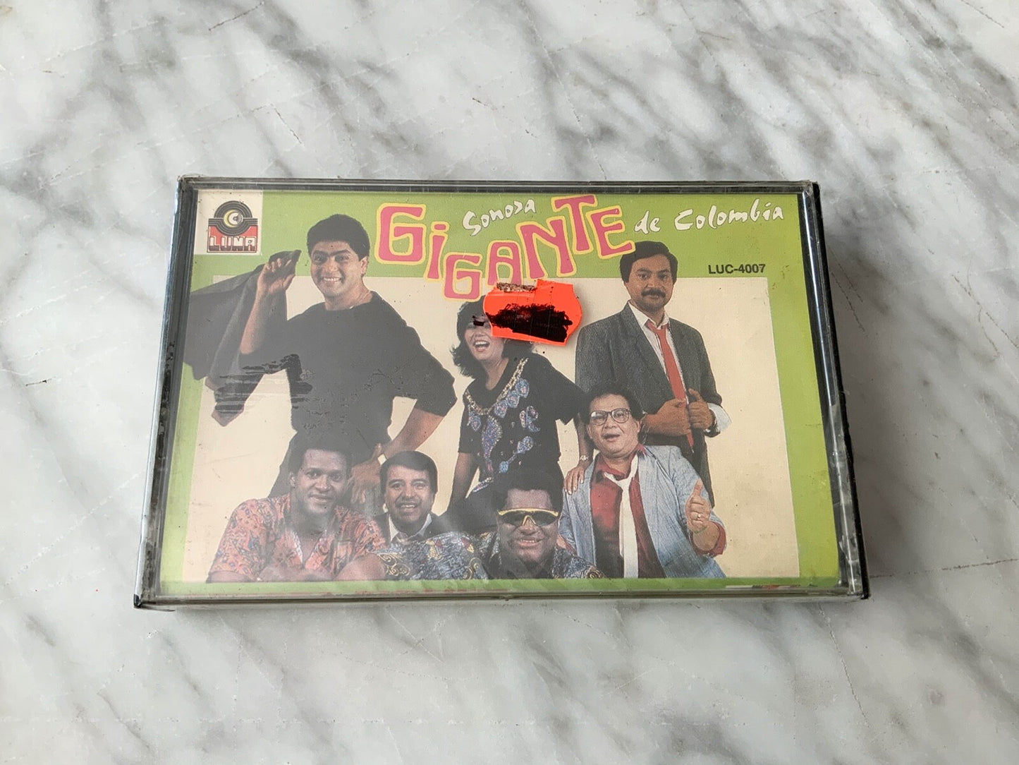 Sonora Gigante De Colombia – Sonora Gigante De Colombia Cassette Tape ! ORIGINAL 1992 NEW! RARO! NUEVO! (1992) [ORIGINAL USA PRESS]