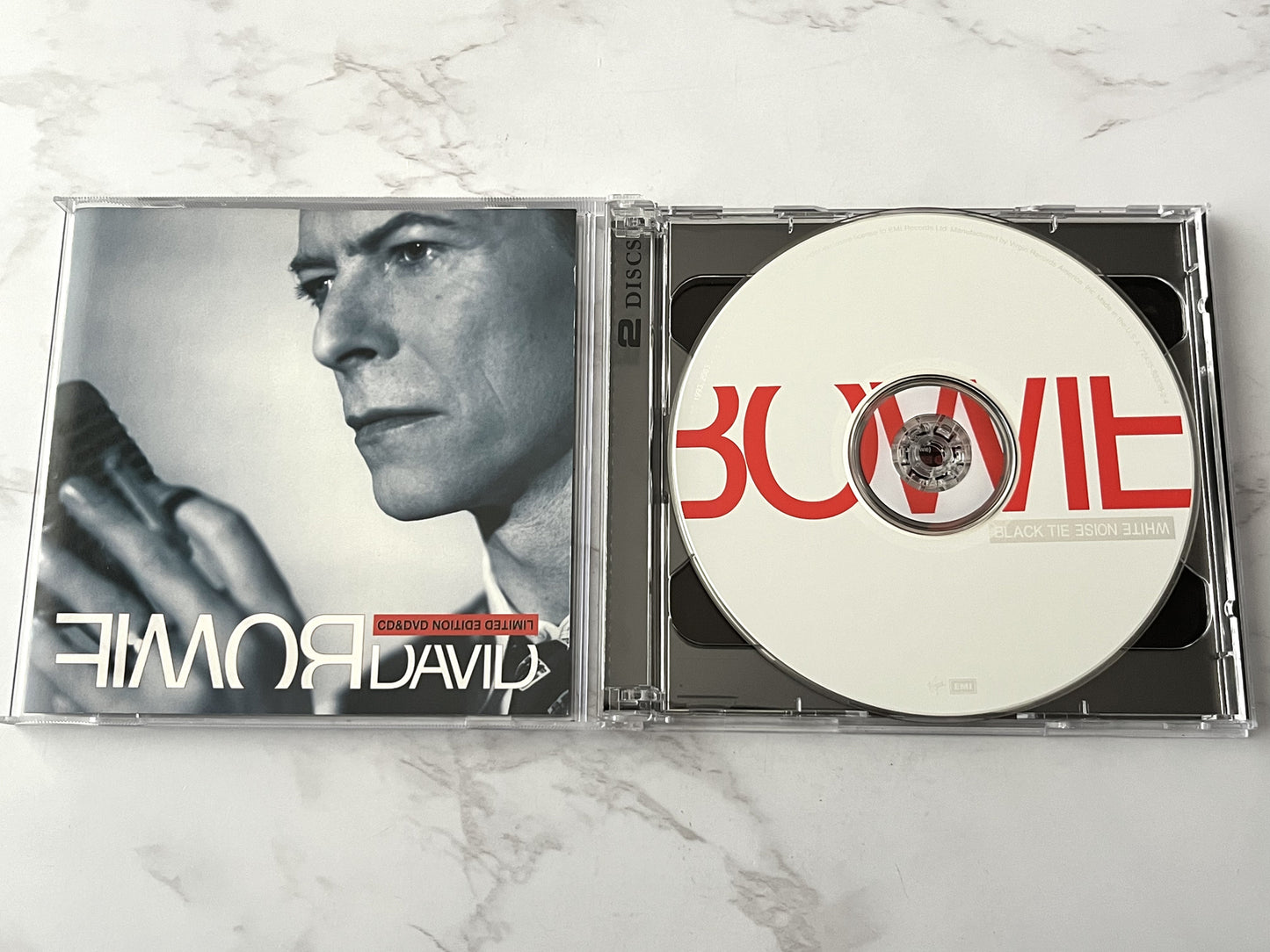 David Bowie – Black Tie White Noise (CD/DVD) (2003)