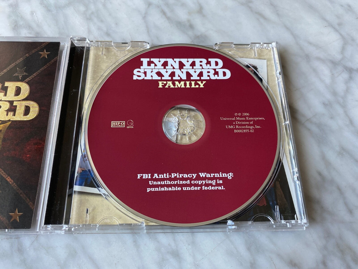 Lynyrd Skynyrd – Family (2006) [ORIGINAL USA PRESS]