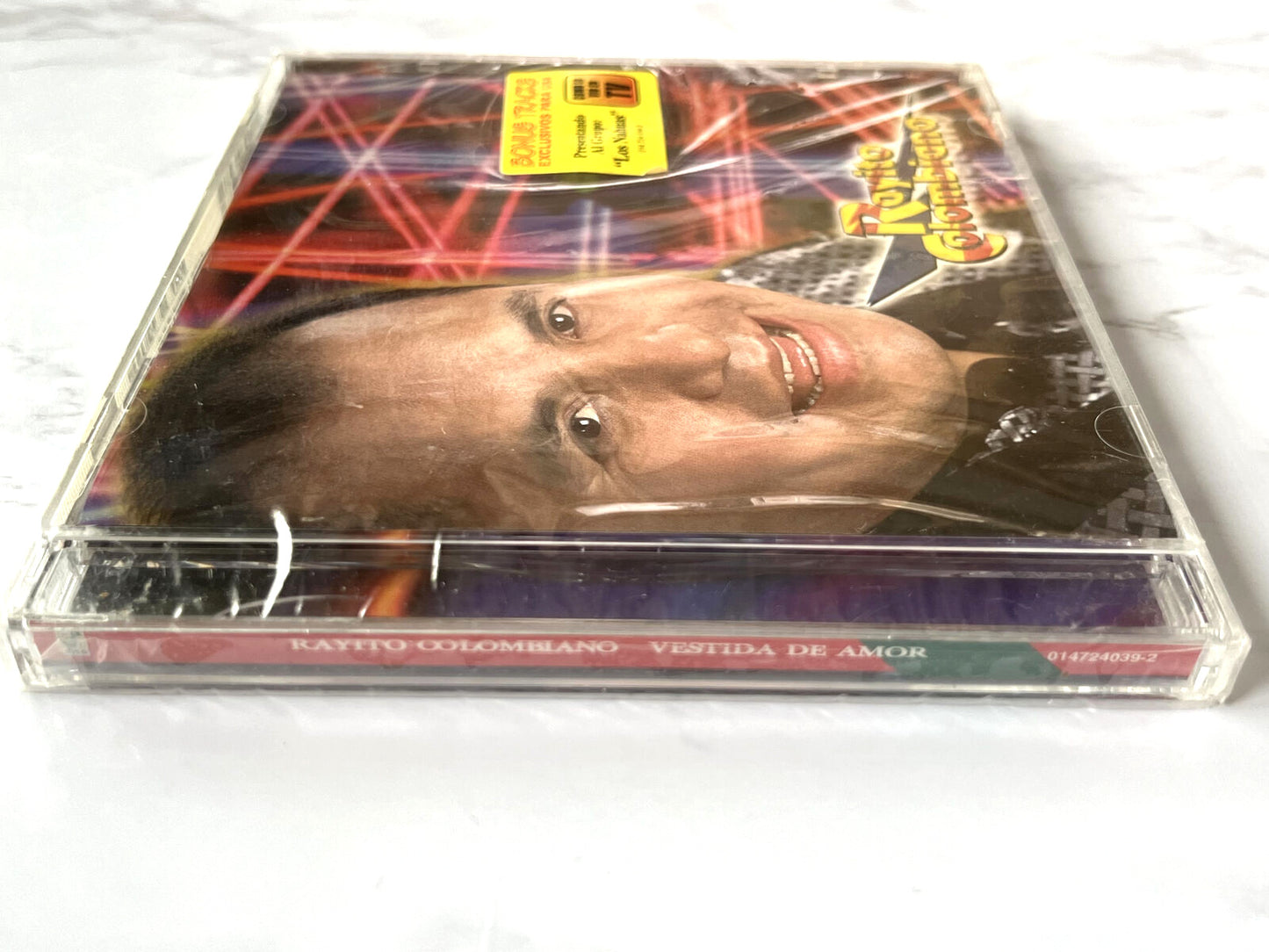 Rayito Colombiano – Vestida De Amor (2002)