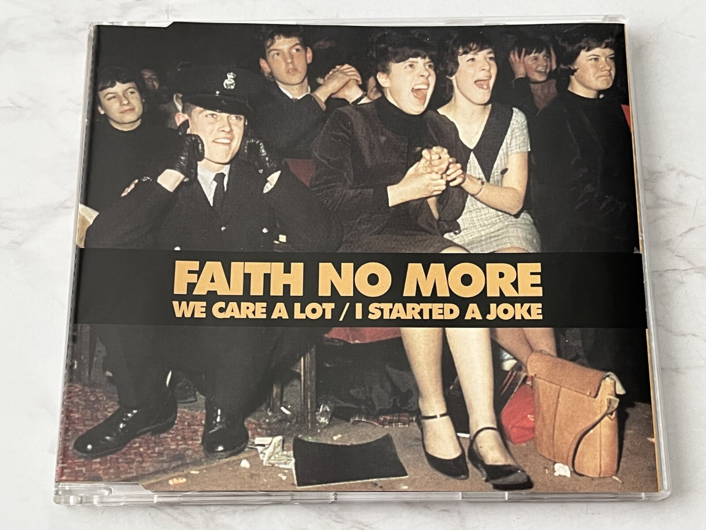 Faith No More – We Care A Lot/I Started A Joke (1998) [GERMAN PRESS]