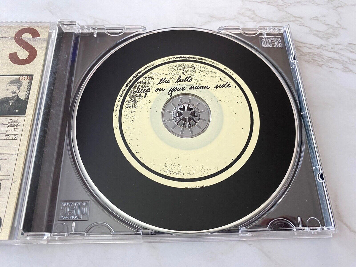 The Kills – Keep On Your Mean Side (2003)