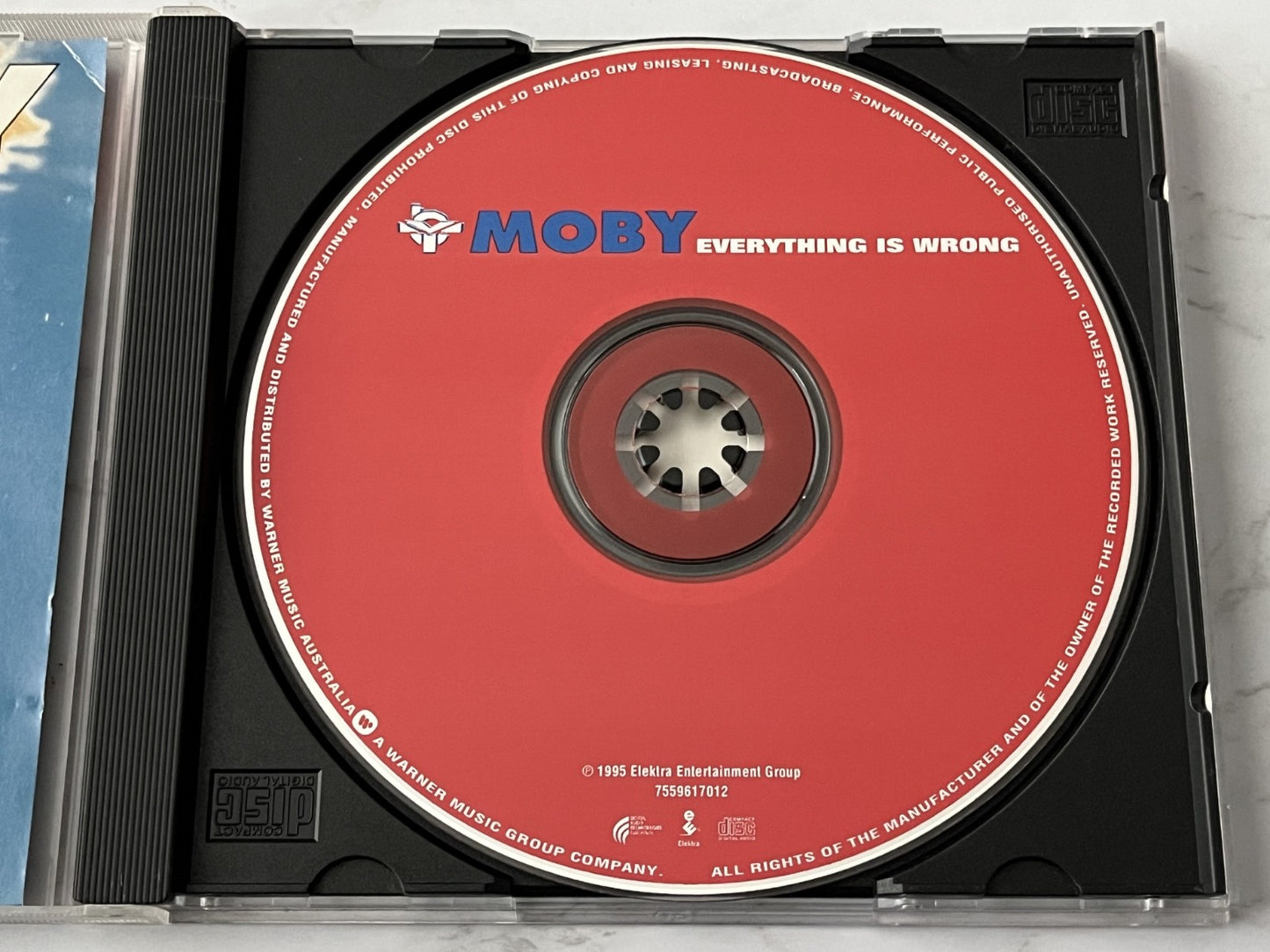 Moby – Everything Is Wrong (1995)