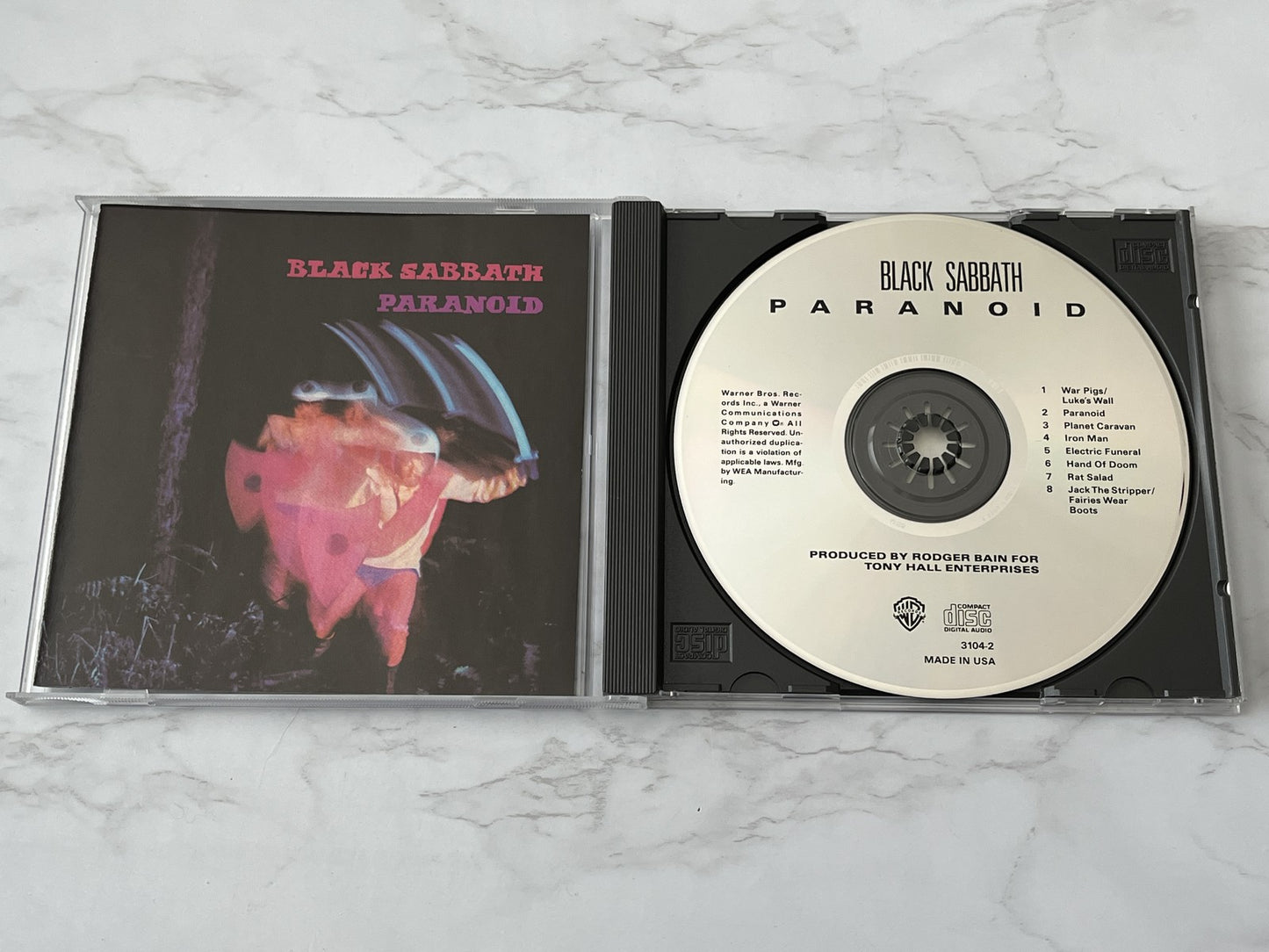 Black Sabbath – Paranoid