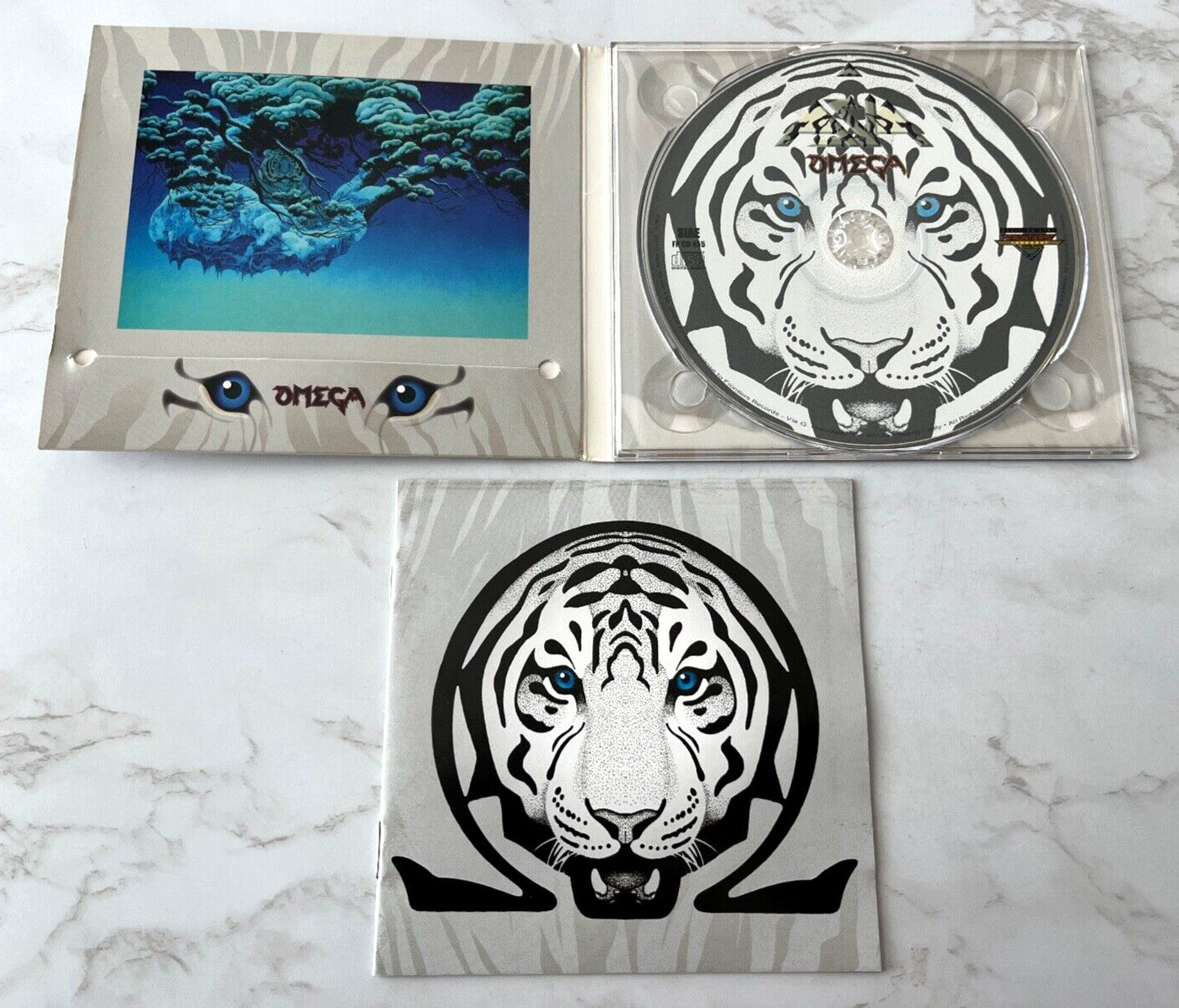 Asia – Omega (Digipak) (2010)