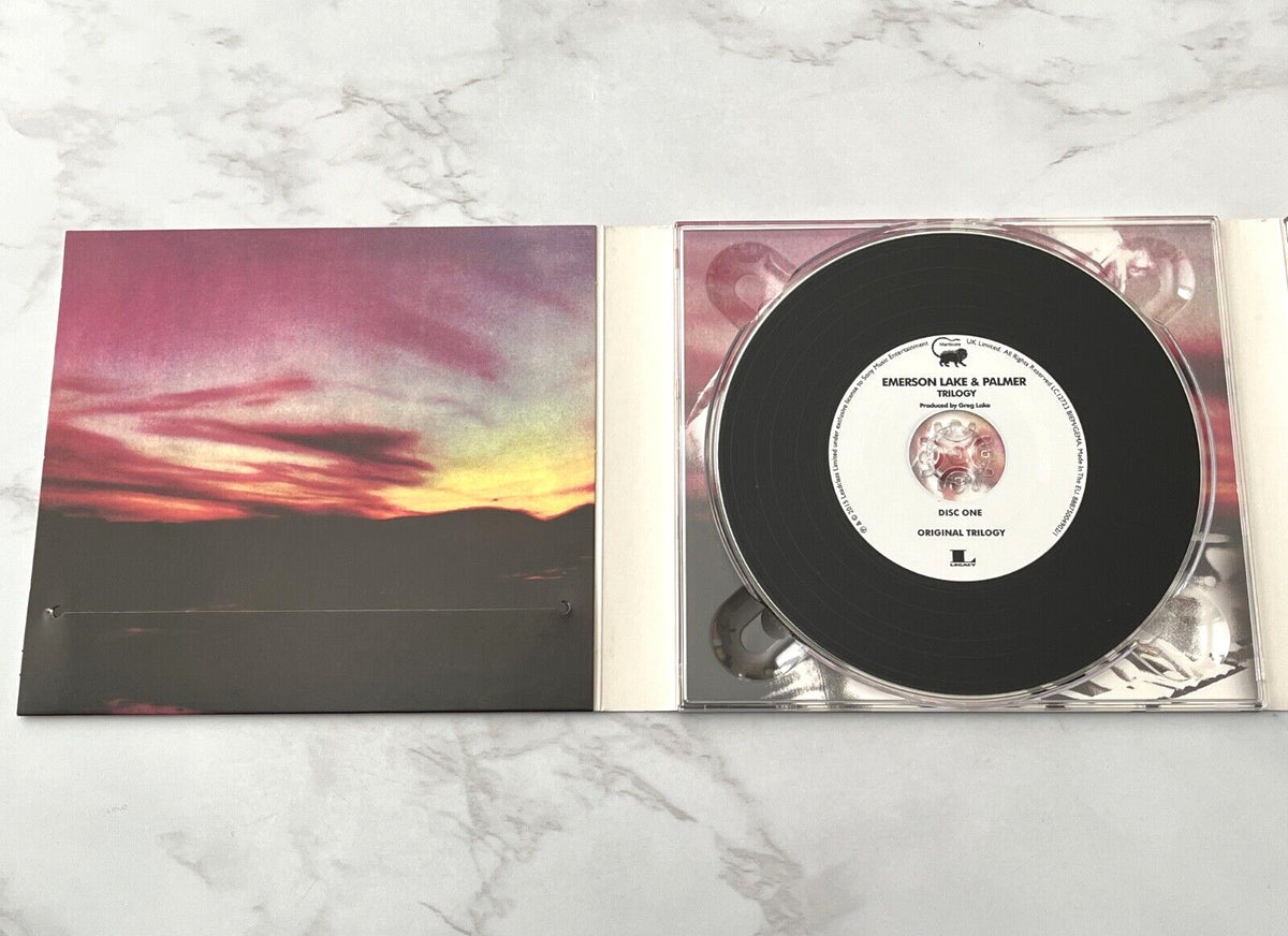 Emerson Lake & Palmer – Emerson Lake Palmer Trilogy (5.1 Surround, Deluxe Edition, Digipak, CD/DVD) (2010) [UK PRESS]