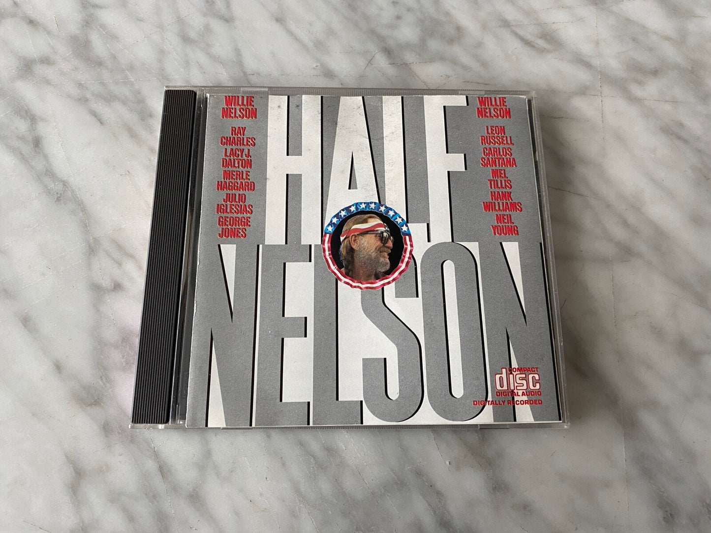 Willie Nelson – Half Nelson [DADC PRESS]