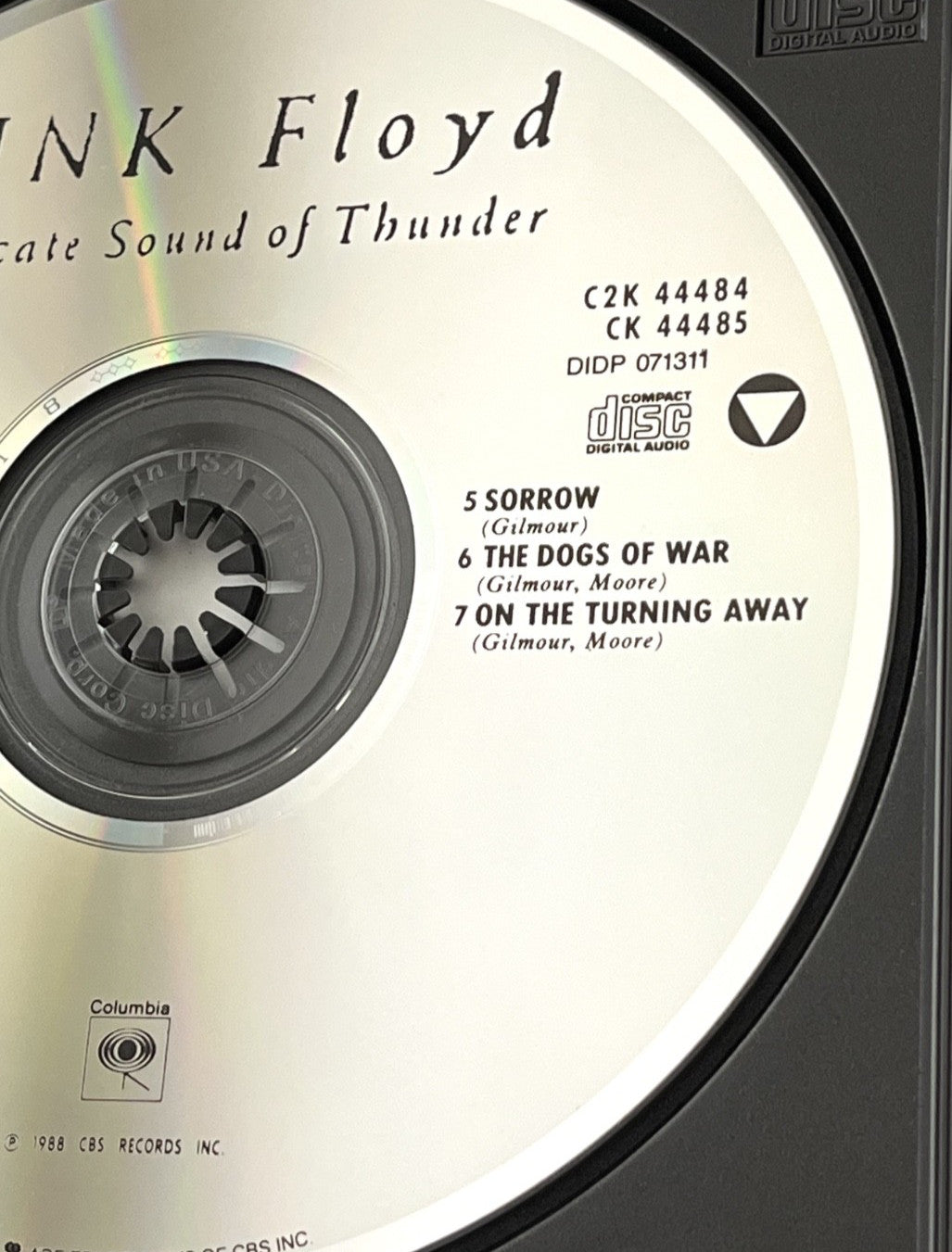 Pink Floyd – Delicate Sound Of Thunder [DADC PRESS]
