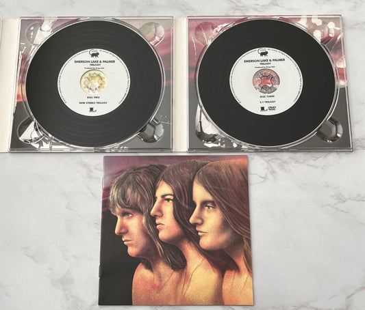 Emerson Lake & Palmer – Emerson Lake Palmer Trilogy (5.1 Surround, Deluxe Edition, Digipak, CD/DVD) (2010) [UK PRESS]