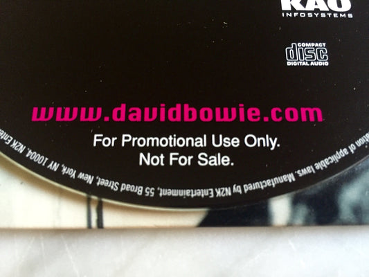 David Bowie – Earthling in the City (1997)