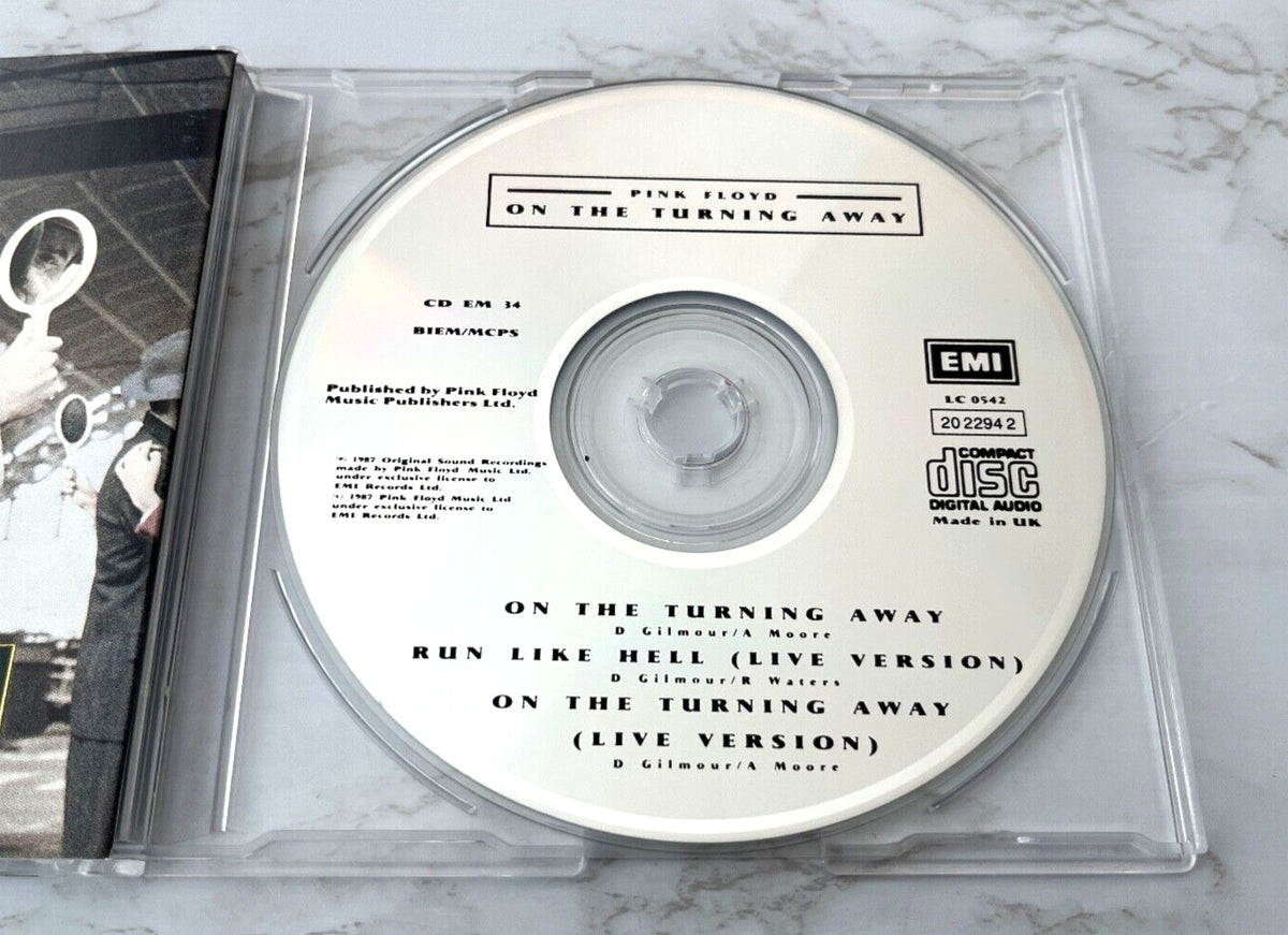 Pink Floyd – On The Turning Away (1987) [UK PRESS]