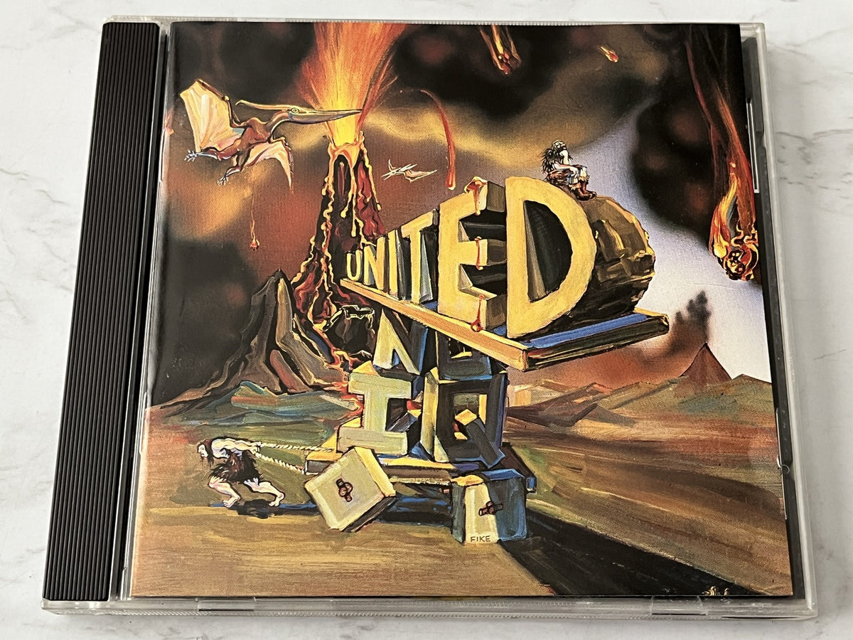 United – No IQ (1996) [ORIGINAL USA PRESS]