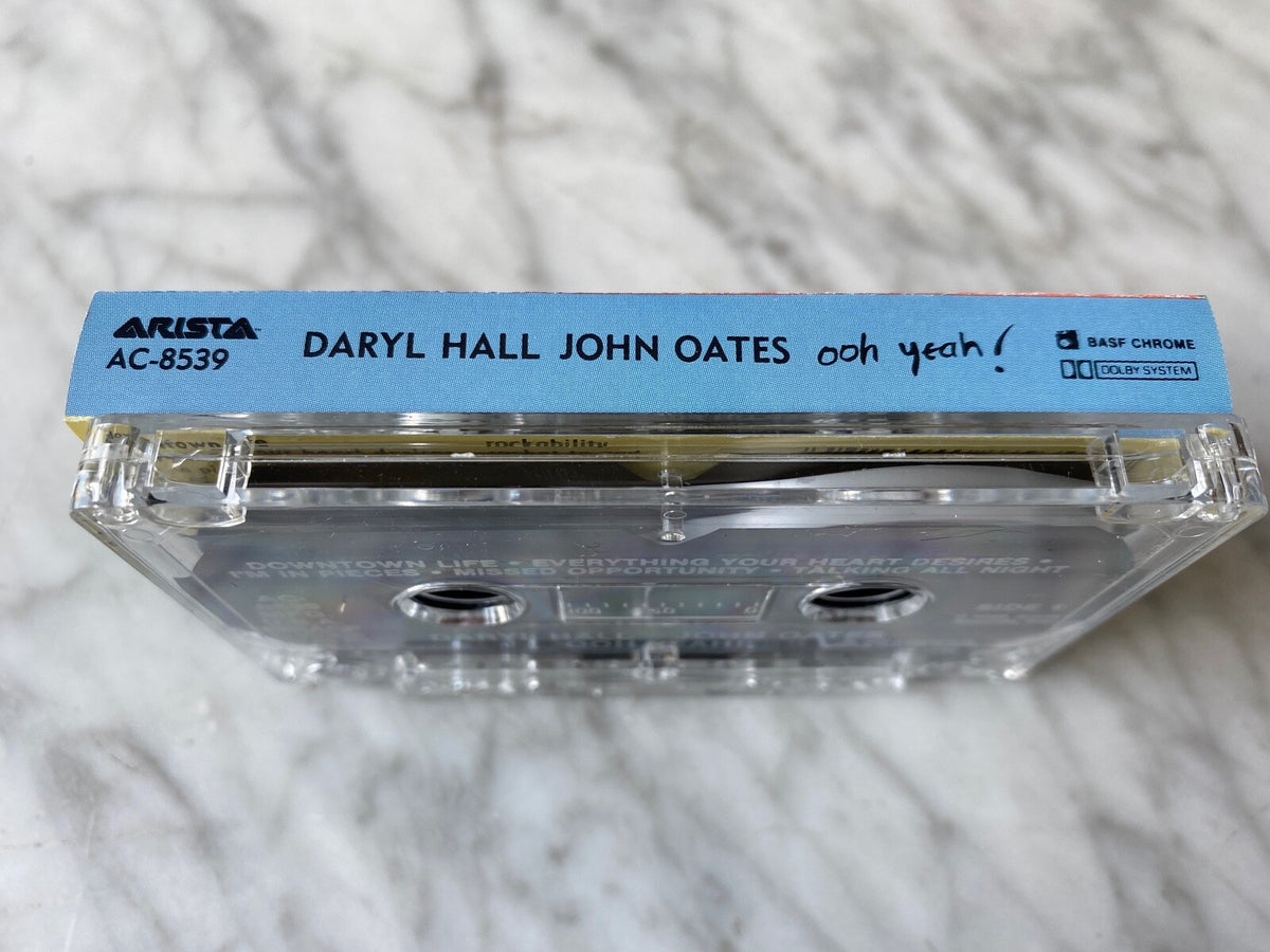 Daryl Hall, John Oates – Ooh Yeah (1988)