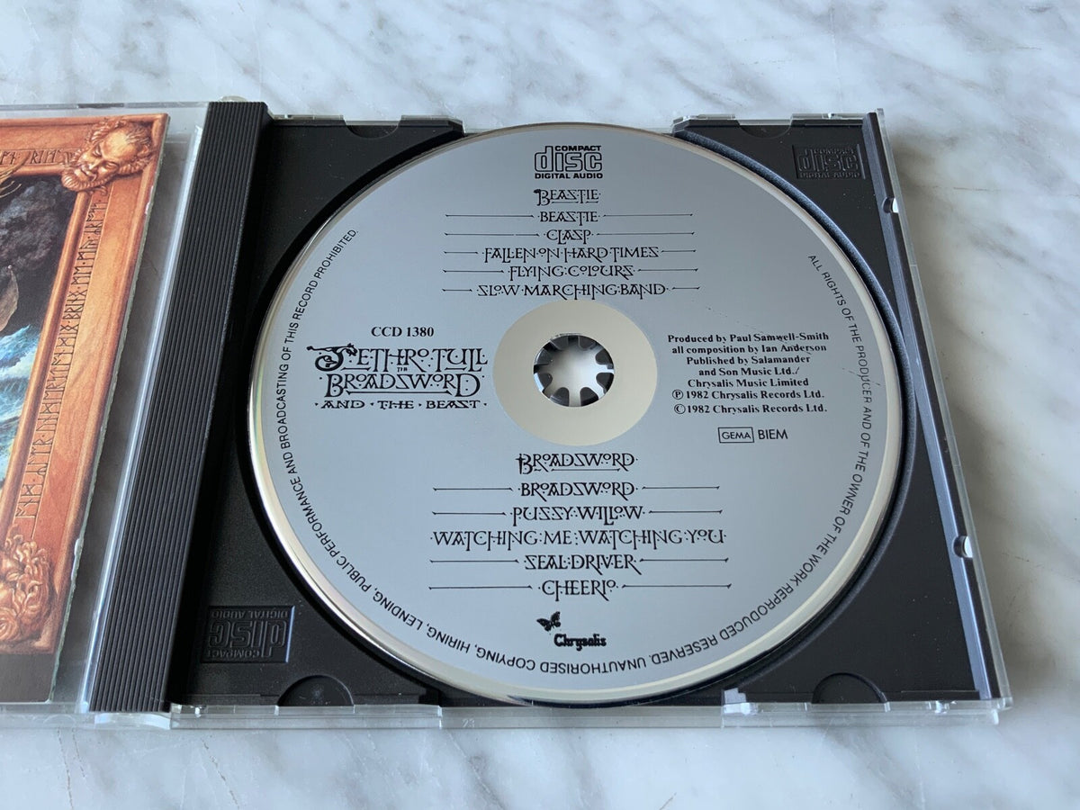 Jethro Tull – The Broadsword And The Beast (1989) [UK PRESS]