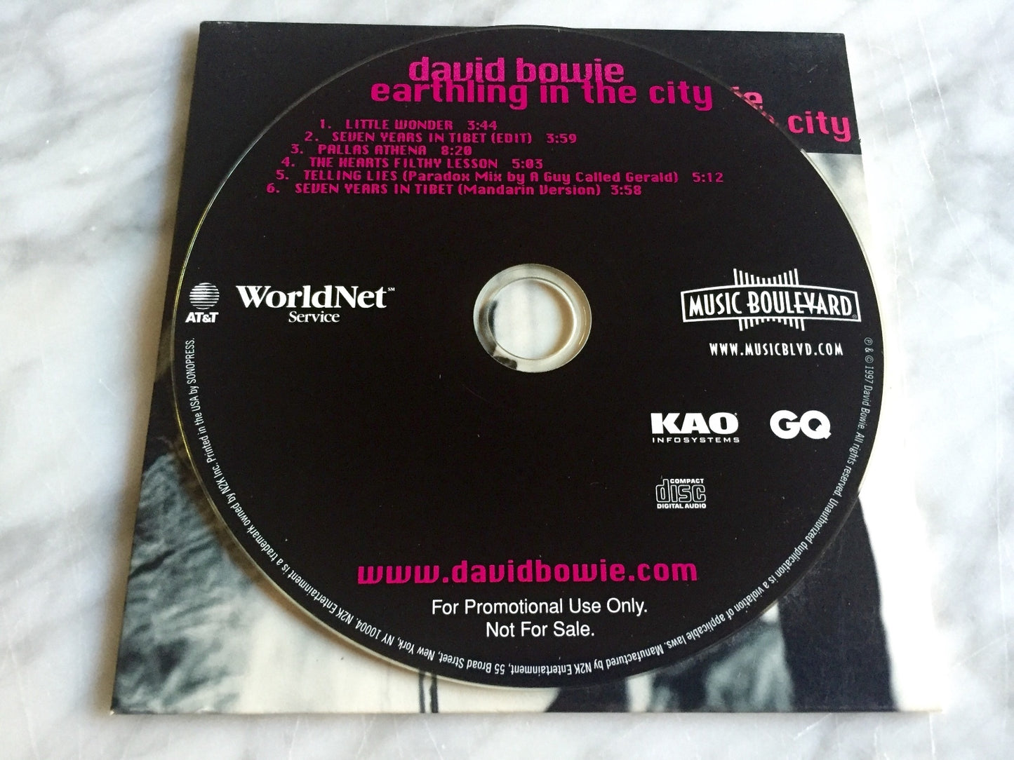 David Bowie – Earthling in the City (Promo, Numbered) (1997)