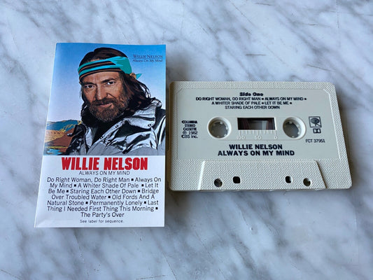 Willie Nelson – Always On My Mind (1982)