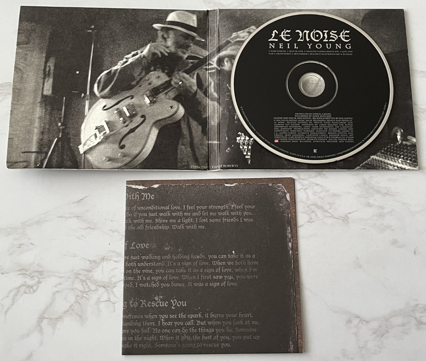 Neil Young – Le Noise (Digipak) (2010)