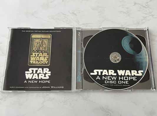 John Williams – Star Wars A New Hope Soundtrack (1997)