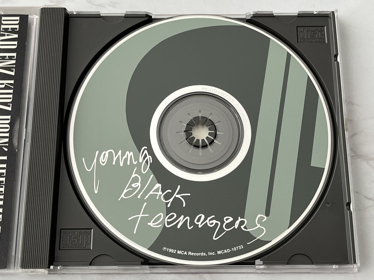 Young Black Teenagers – Dead Enz Kidz Doin Lifetime Bidz (1993)