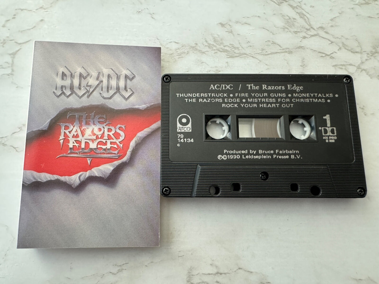 AC/DC – The Razors Edge (1990) [CANADA PRESS]